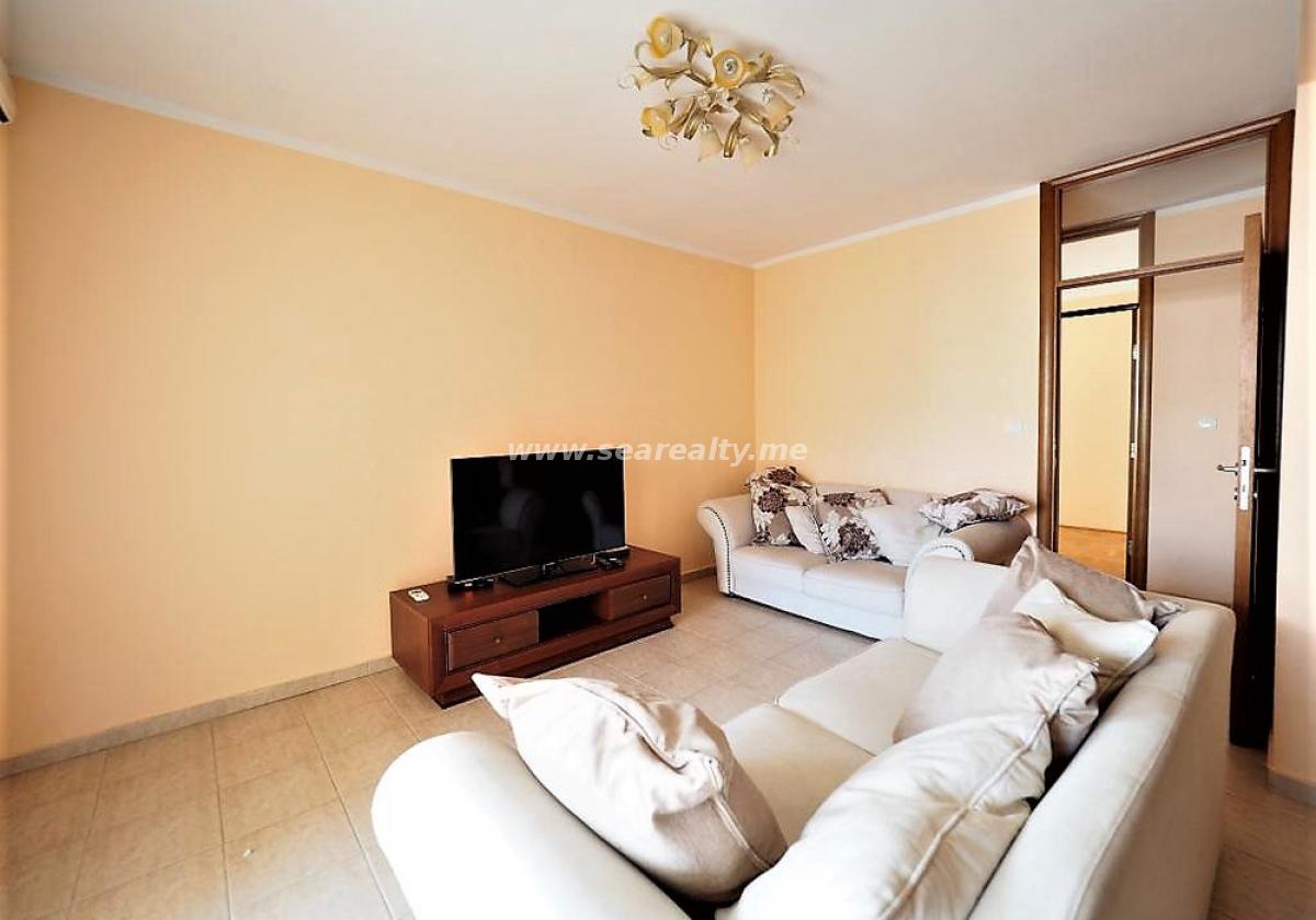Dvosoban stan u Budvi, 82m² 2