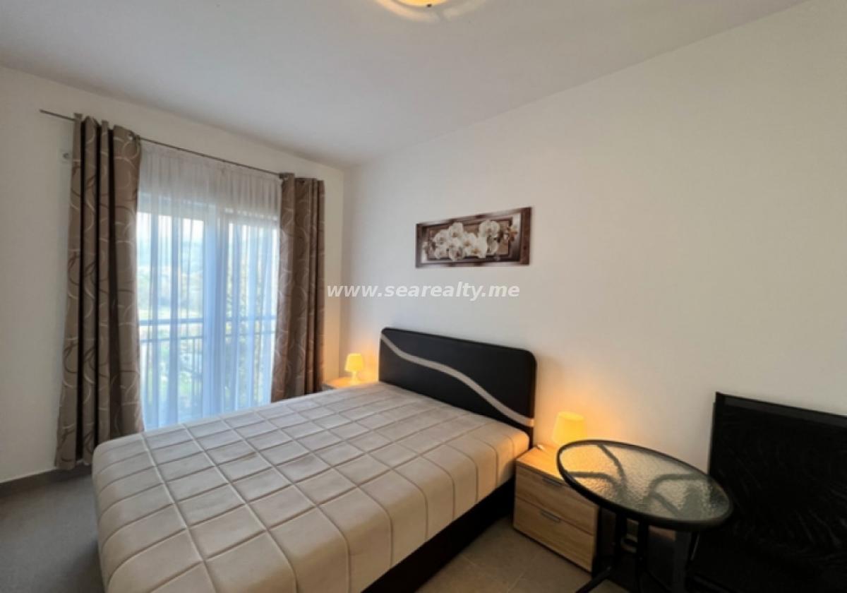 Jednosoban stan u Tivtu, 71m²
