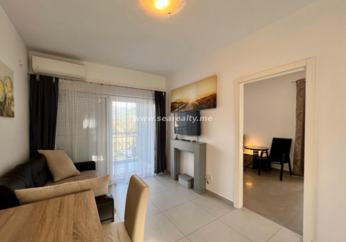 Jednosoban stan u Tivtu, 71m² 8