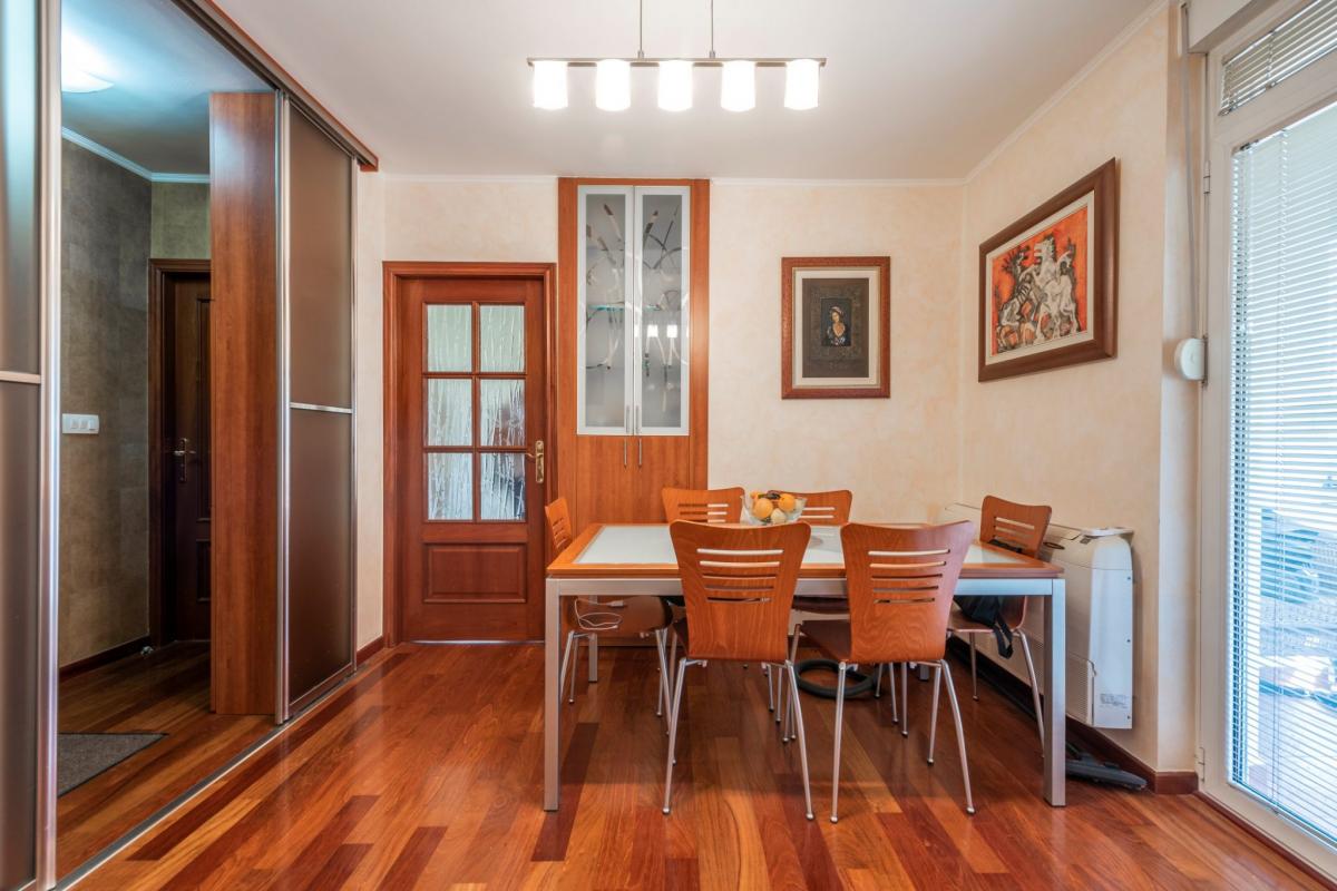 Elegant apartment 49 m2 for sale, Budva, 100 m away from the sea 7