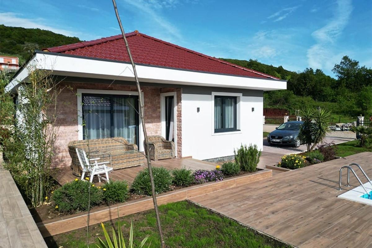 For Sale – Modern “Turnkey” Homes with 500 m² Private Yard 4
