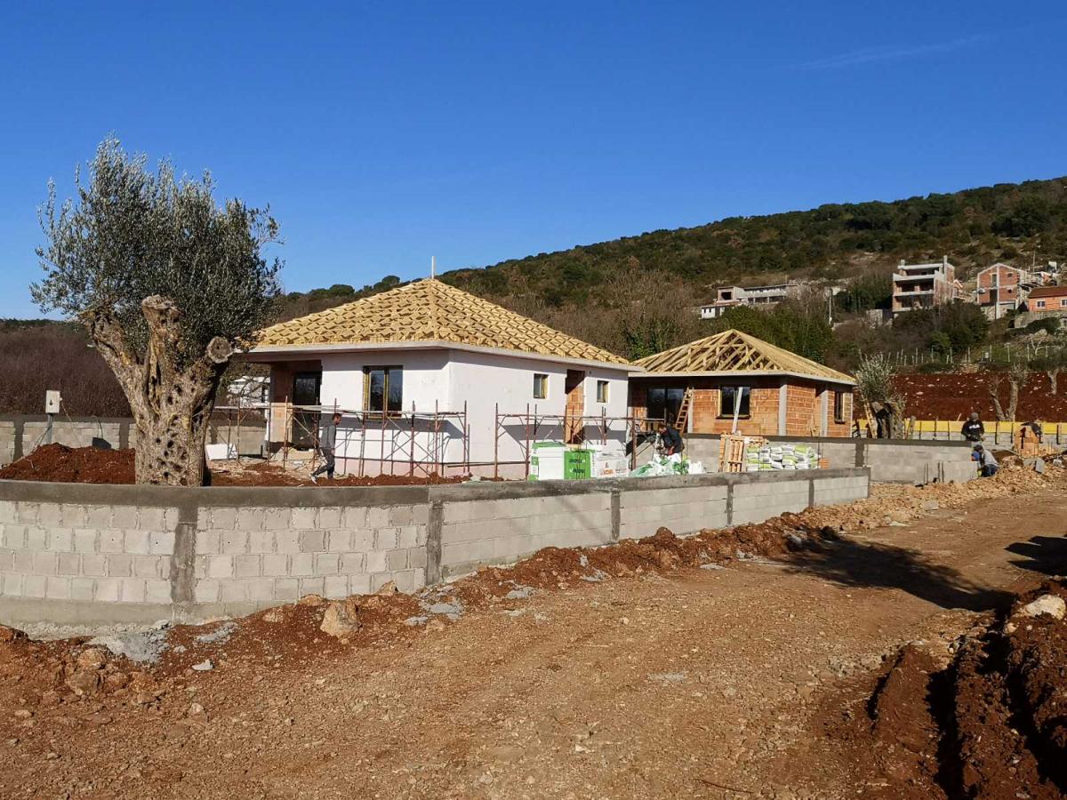 For Sale – Modern “Turnkey” Homes with 500 m² Private Yard 9