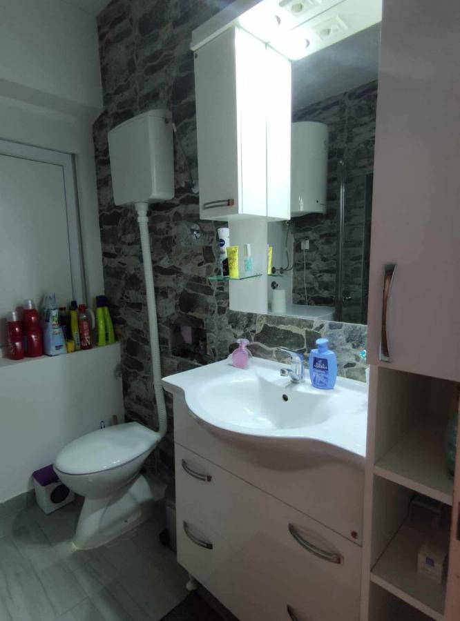 Dvosoban stan u Tivtu, 60m² 12