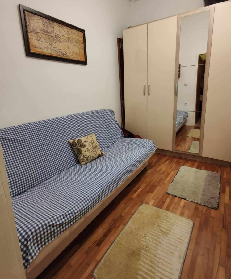 Dvosoban stan u Tivtu, 60m² 16