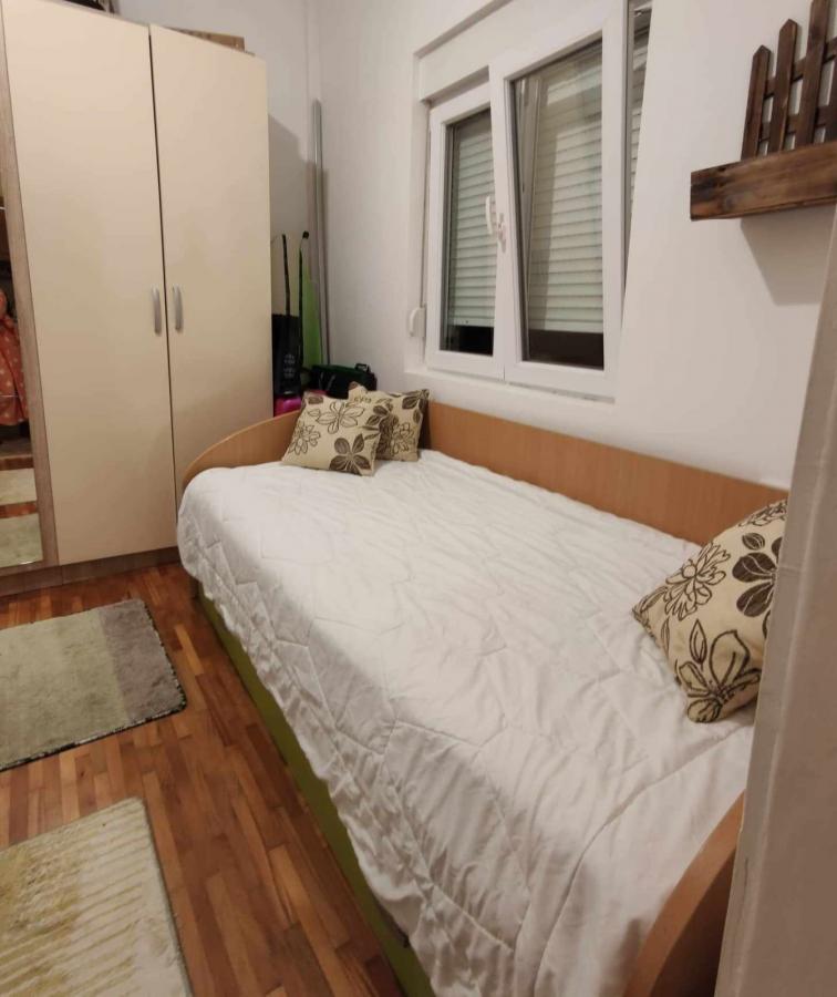 Dvosoban stan u Tivtu, 60m² 17