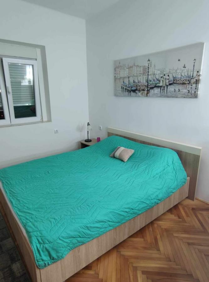 Dvosoban stan u Tivtu, 60m² 19