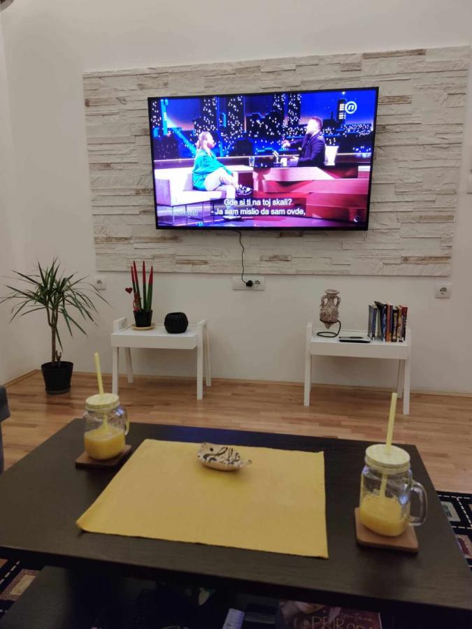 Dvosoban stan u Tivtu, 60m² 6