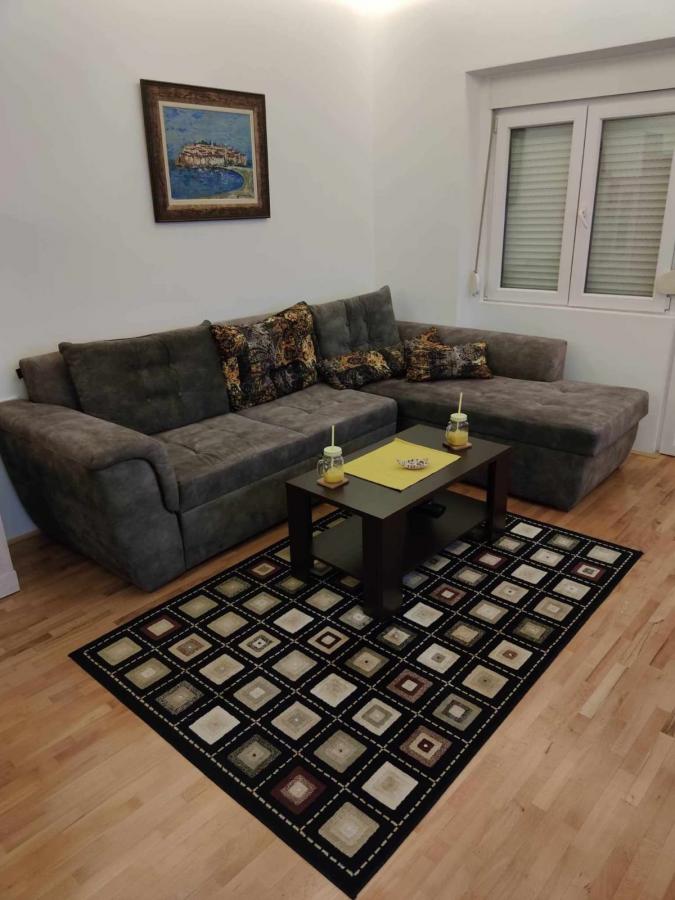 Dvosoban stan u Tivtu, 60m² 7