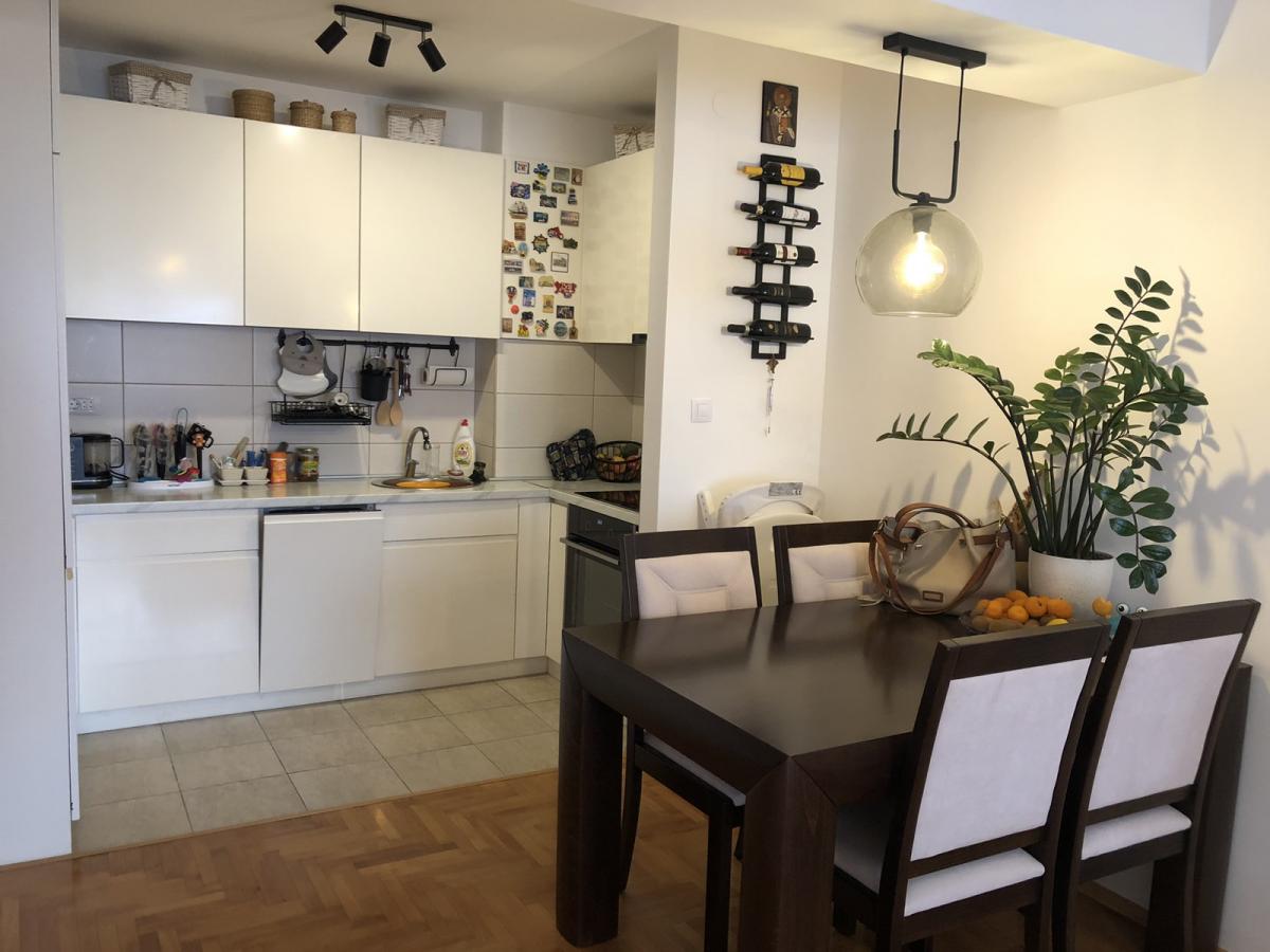 Jednoiposoban stan u Budvi, 52m² 2