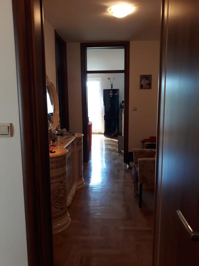 Stan u Budvi, 80m² 10