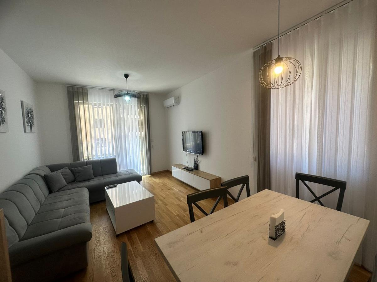Dvoiposoban stan u Budvi, 65m² 4