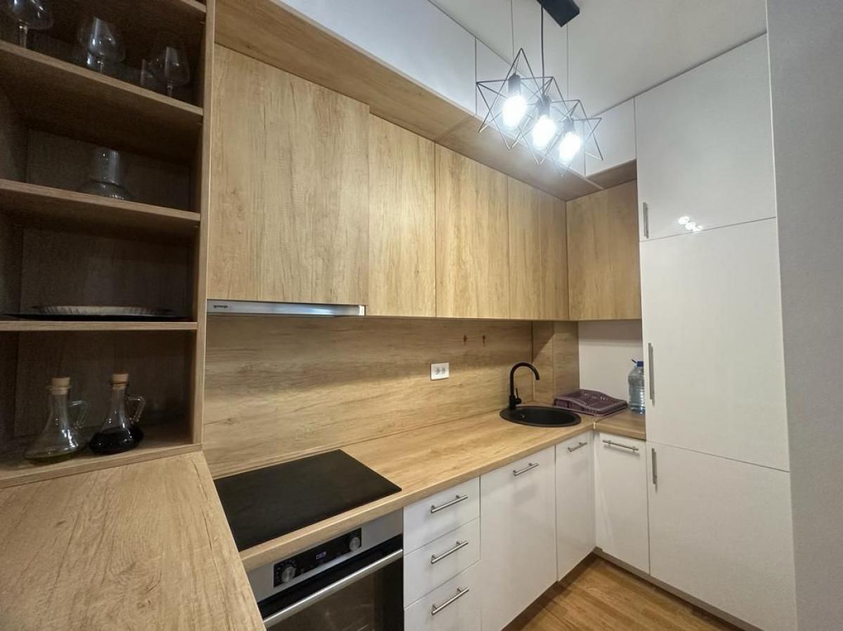 Dvoiposoban stan u Budvi, 65m² 5