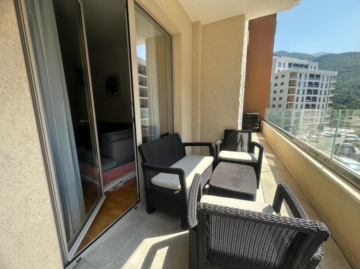 Dvoiposoban stan u Budvi, 65m² 8