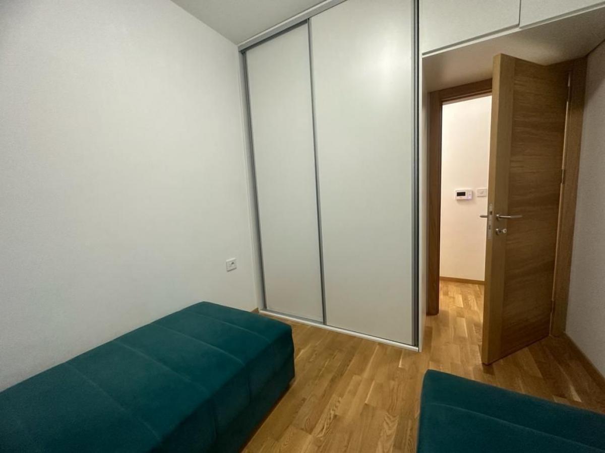 Dvoiposoban stan u Budvi, 65m² 9
