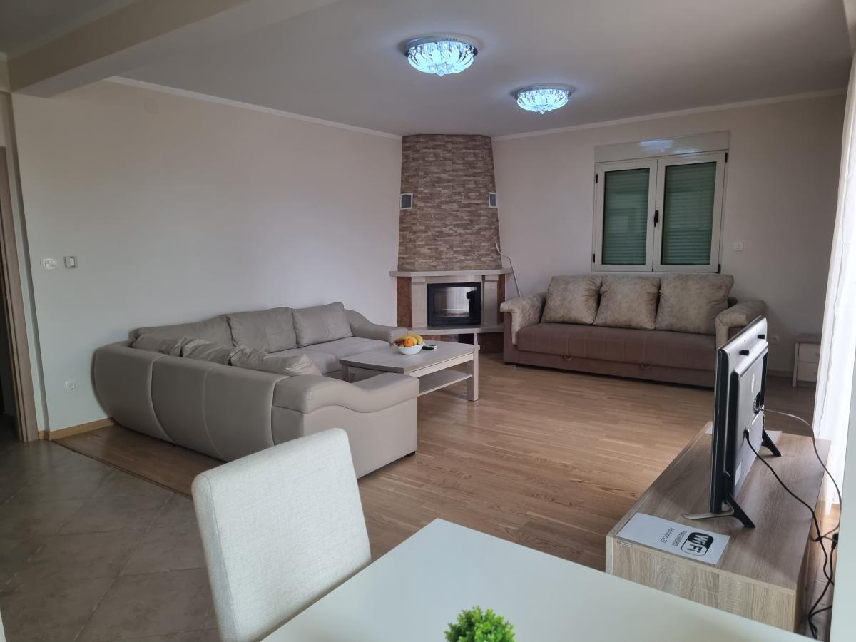 Dvosoban stan u Budvi, 94m² 2
