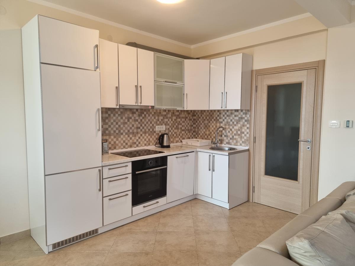Dvosoban stan u Budvi, 94m² 5