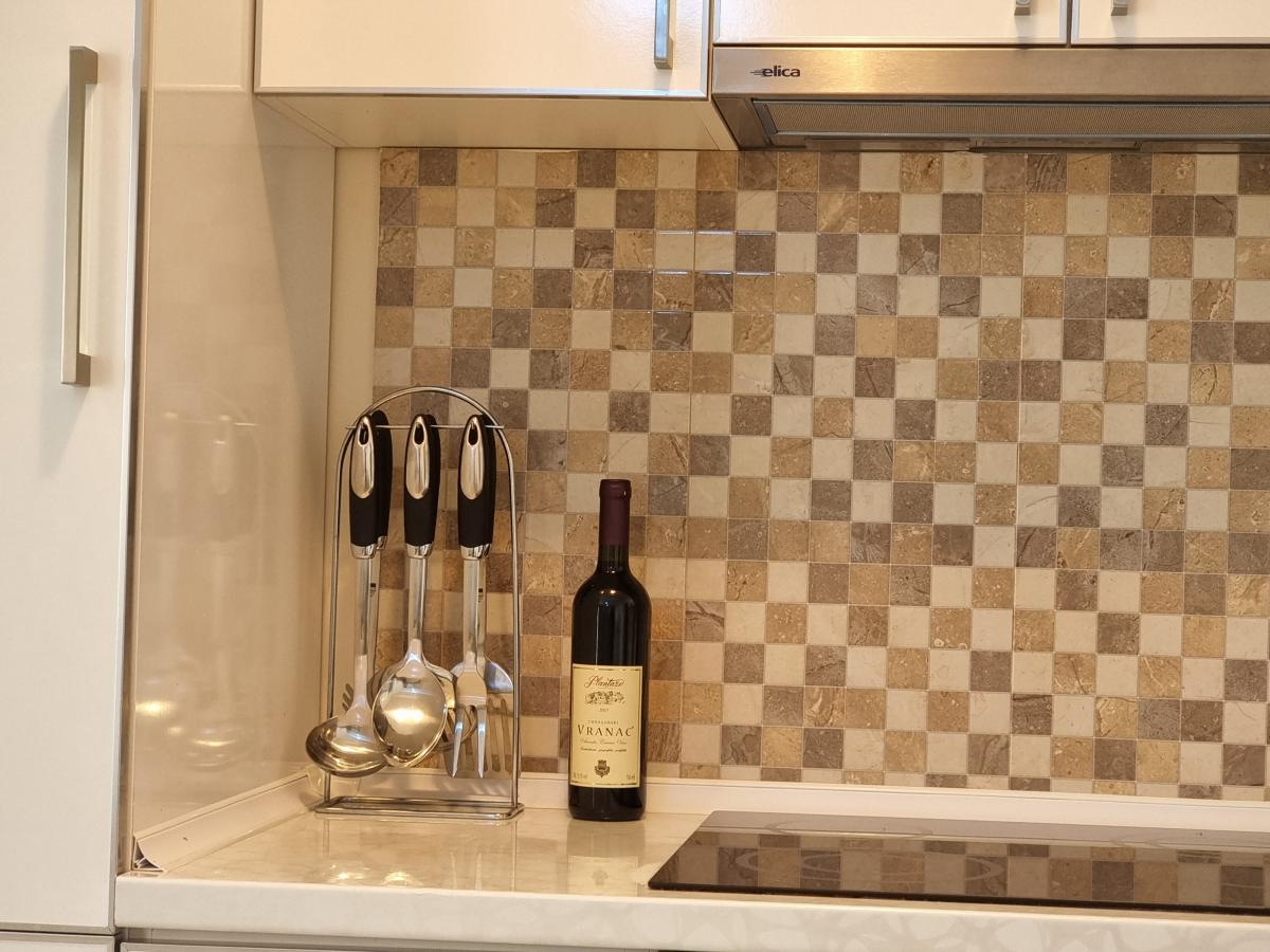 Dvosoban stan u Budvi, 94m² 6