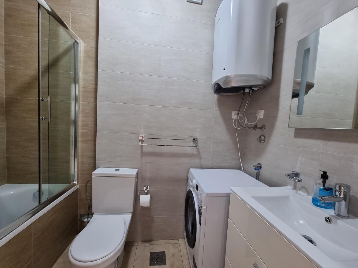 Višesoban stan u Budvi, 137m² 8