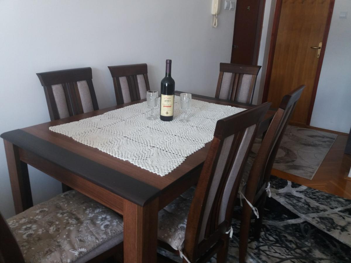 Two bedroom apartment Budva 8