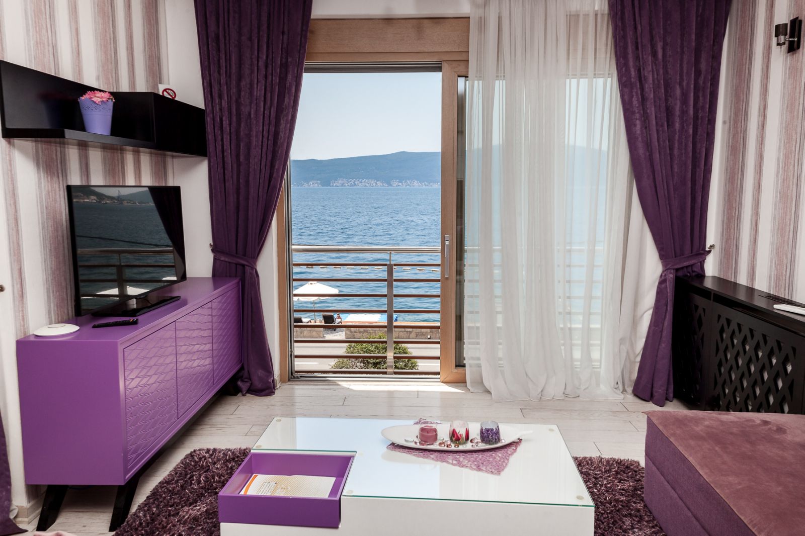 Namešten dvosoban stan sa pogledom na more, Opatovo - Tivat