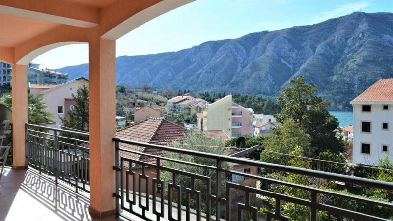 Kuća u Kotoru, 282m² 5