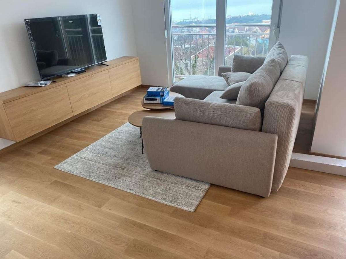 Dvosoban stan u Tivtu, 65m² 5