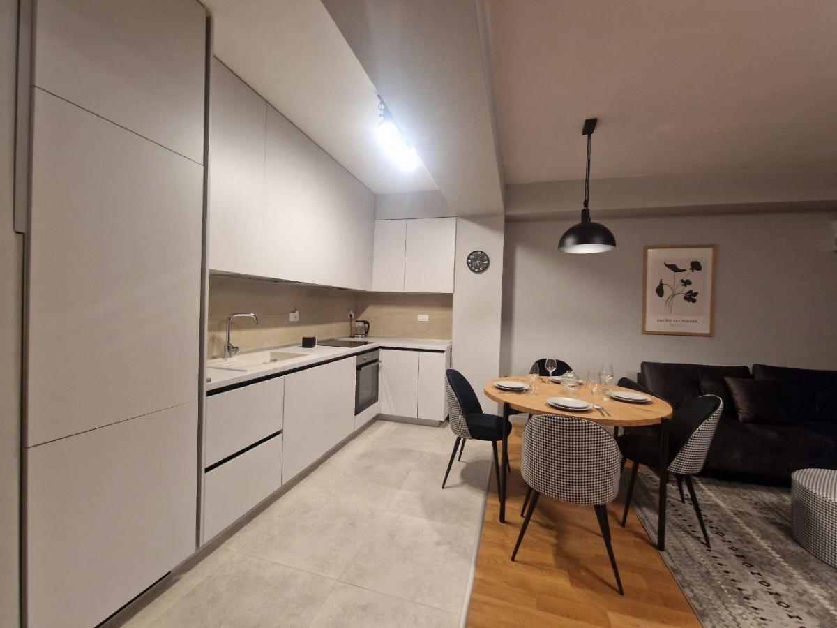Trosoban stan u Tivtu, 64m² 3