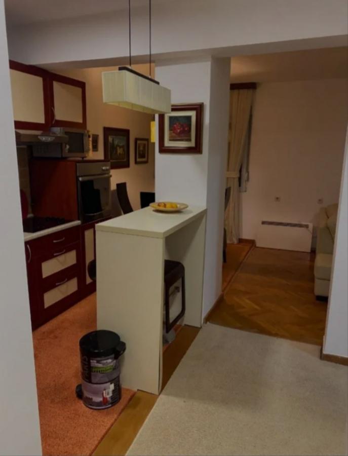 Dvosoban stan u Tivtu, 68m²