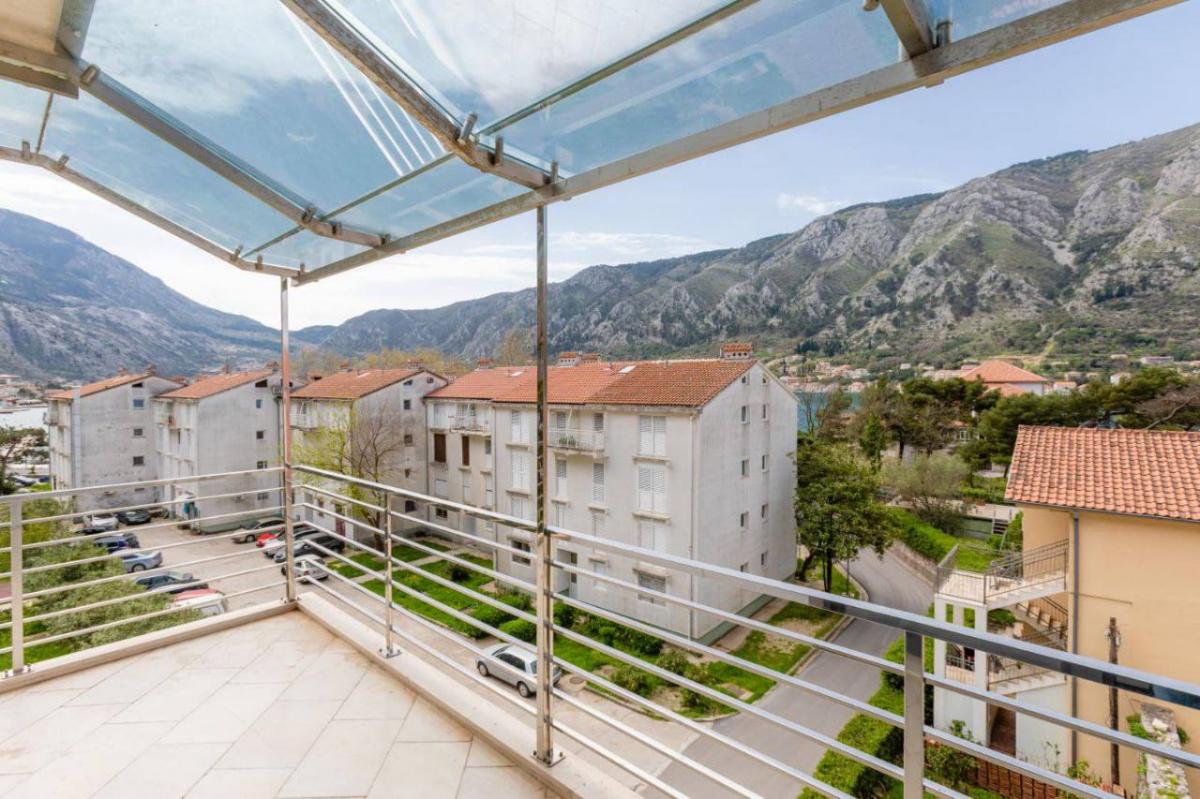 Dvosoban stan u Kotoru, 120m² 9