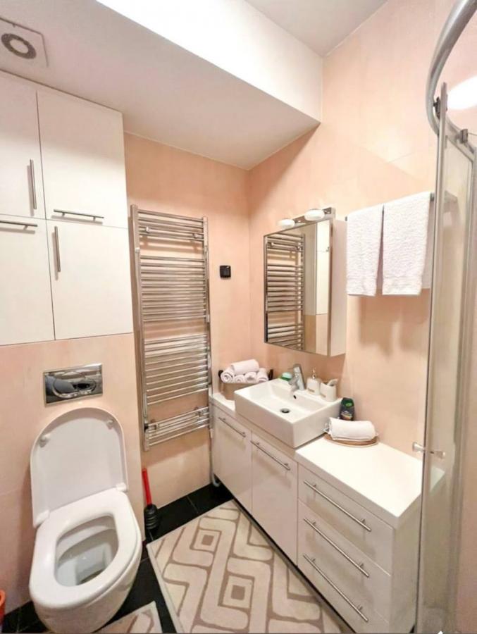 Dvosoban stan u Kotoru, 64m²