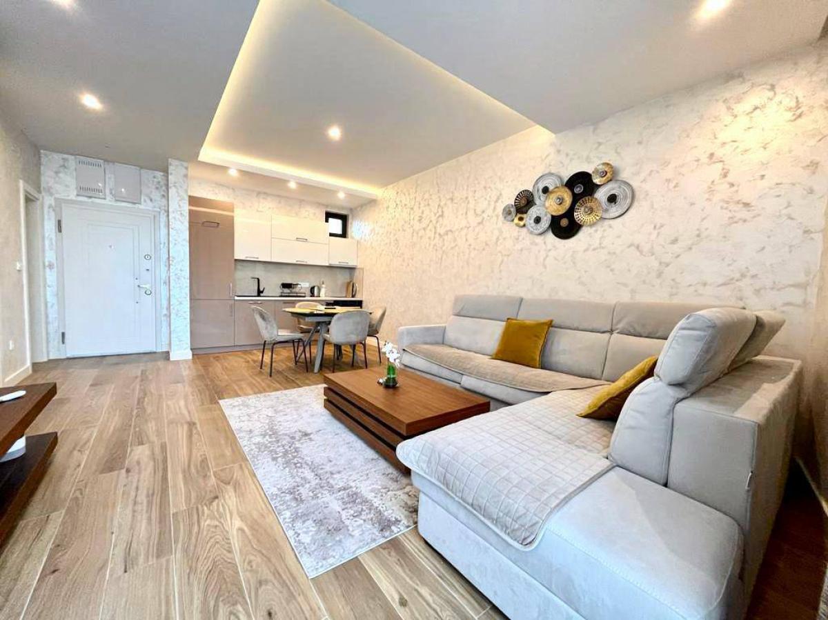 Jednosoban stan u Tivtu, 55m² 2