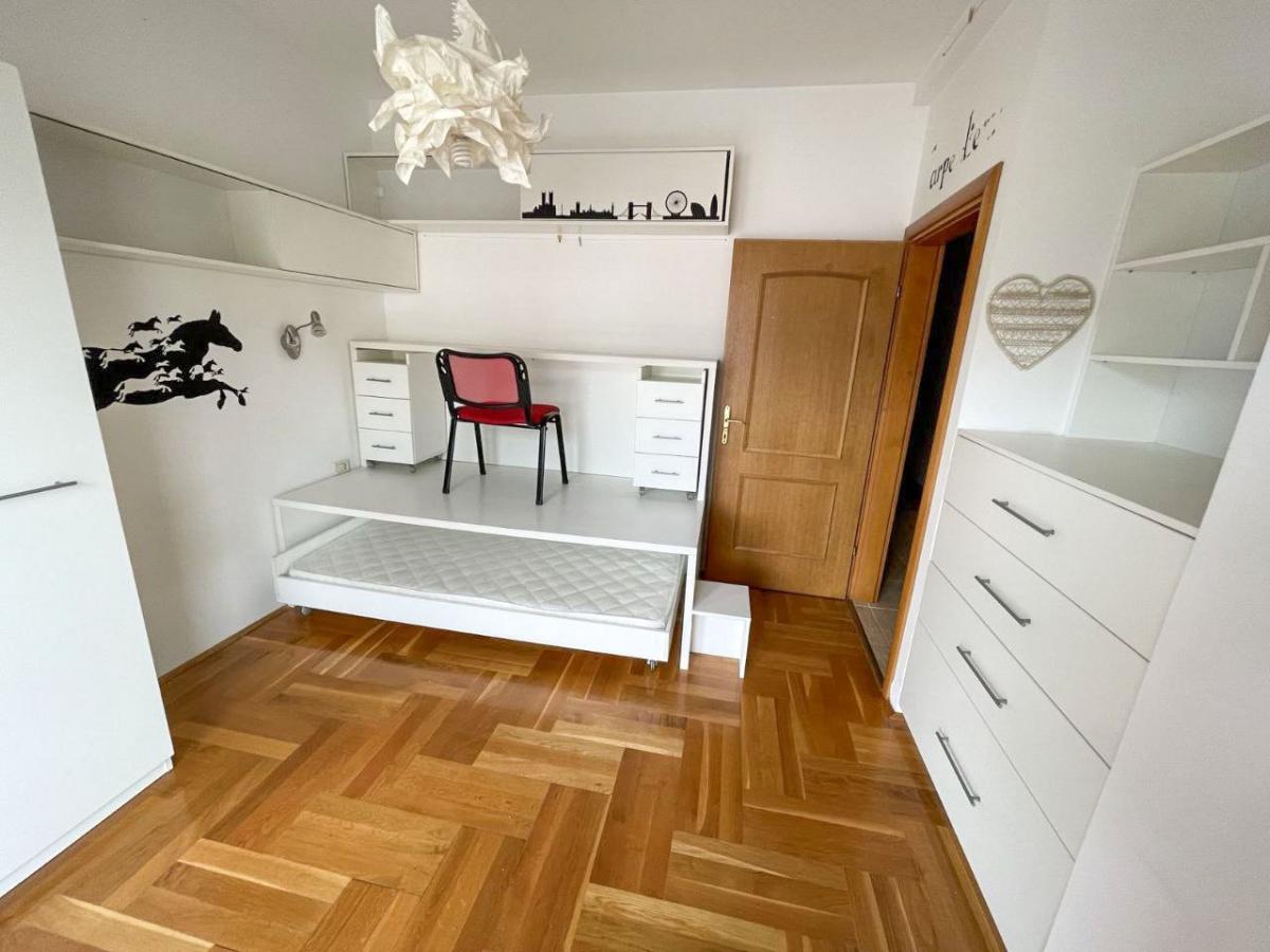 Annual Rent three-bedroom flat 5