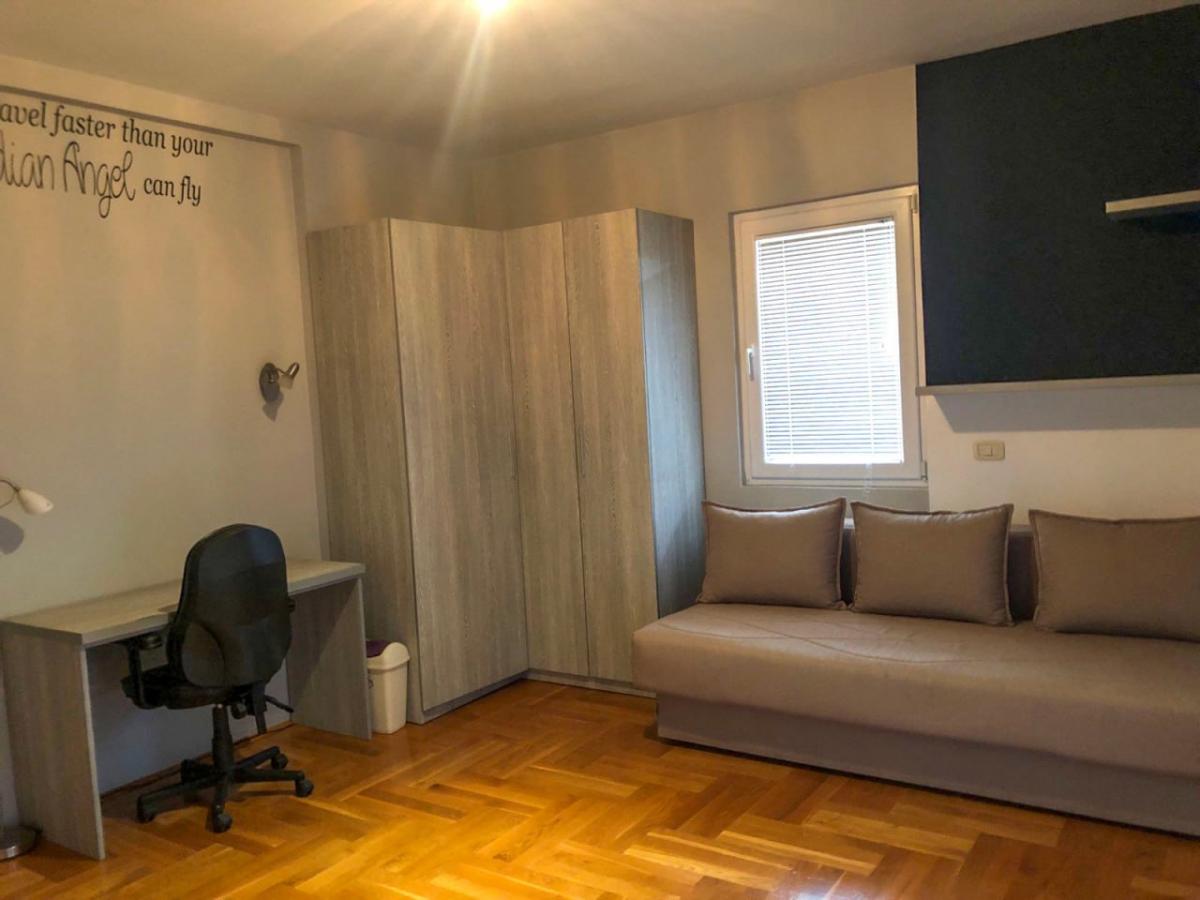 Annual Rent three-bedroom flat 9