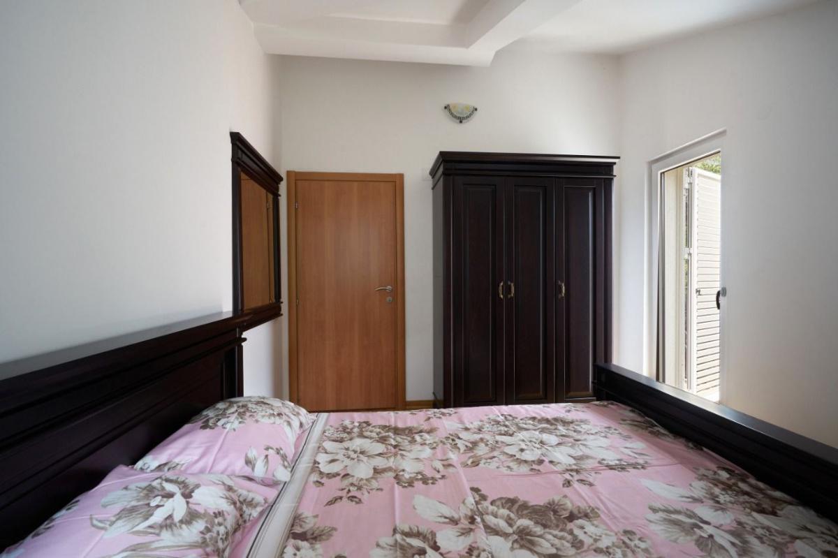 Two bedroom apartment Tivat 9