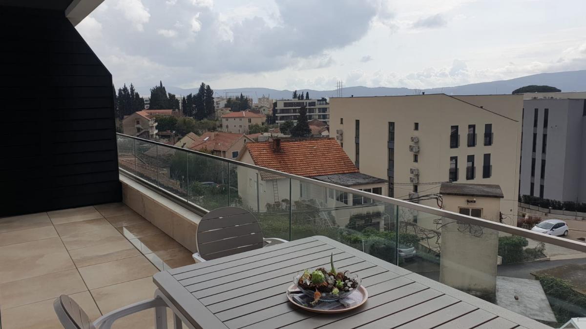 Apartment for rent-Tivat 6