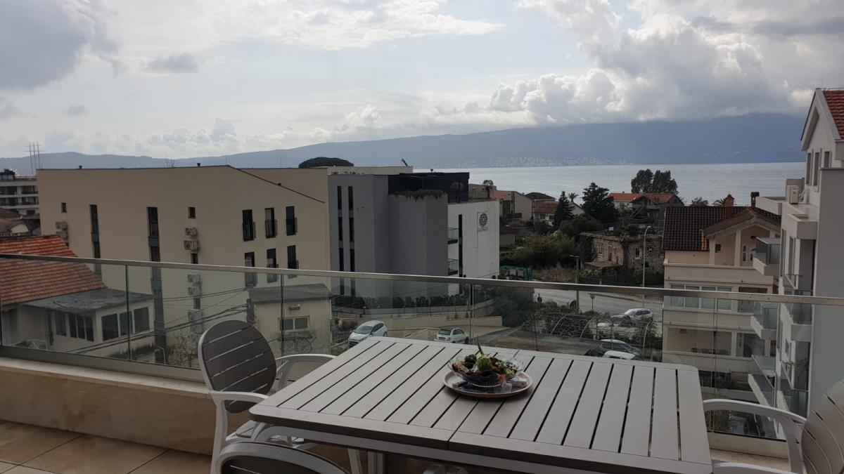 Apartment for rent-Tivat 9