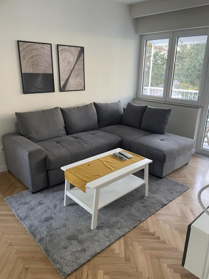 Dvosoban stan u Tivtu, 77m² 5