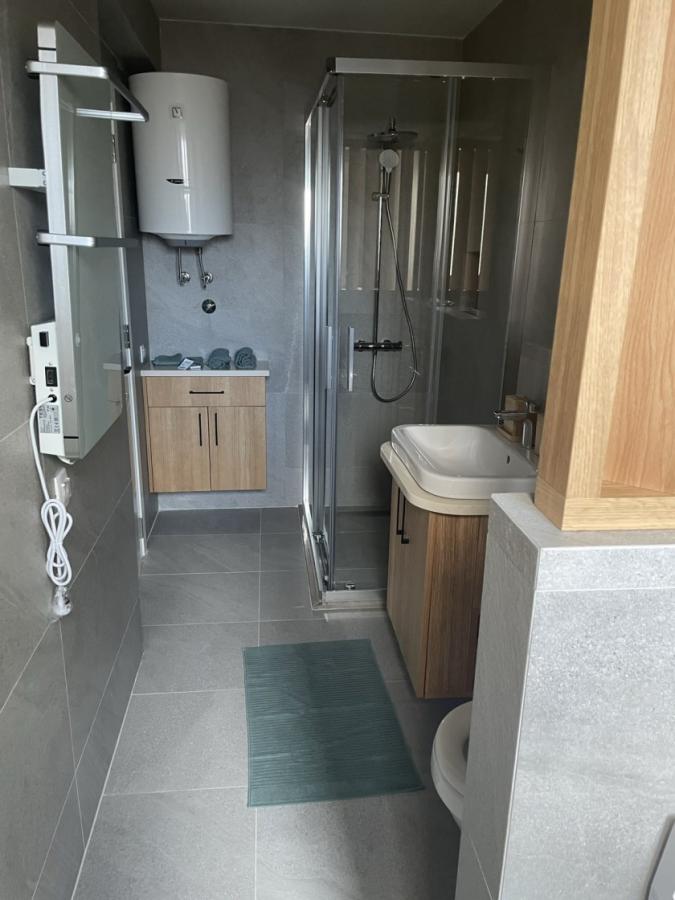 Dvosoban stan u Tivtu, 77m² 8