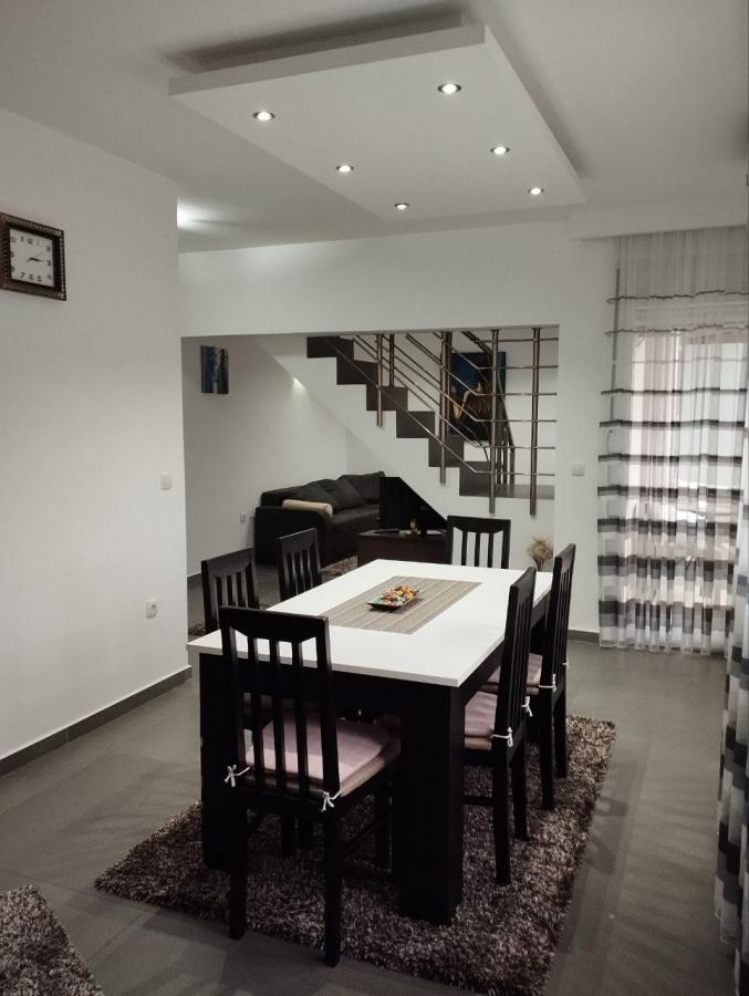 Two bedroom apartment, Tivat 3