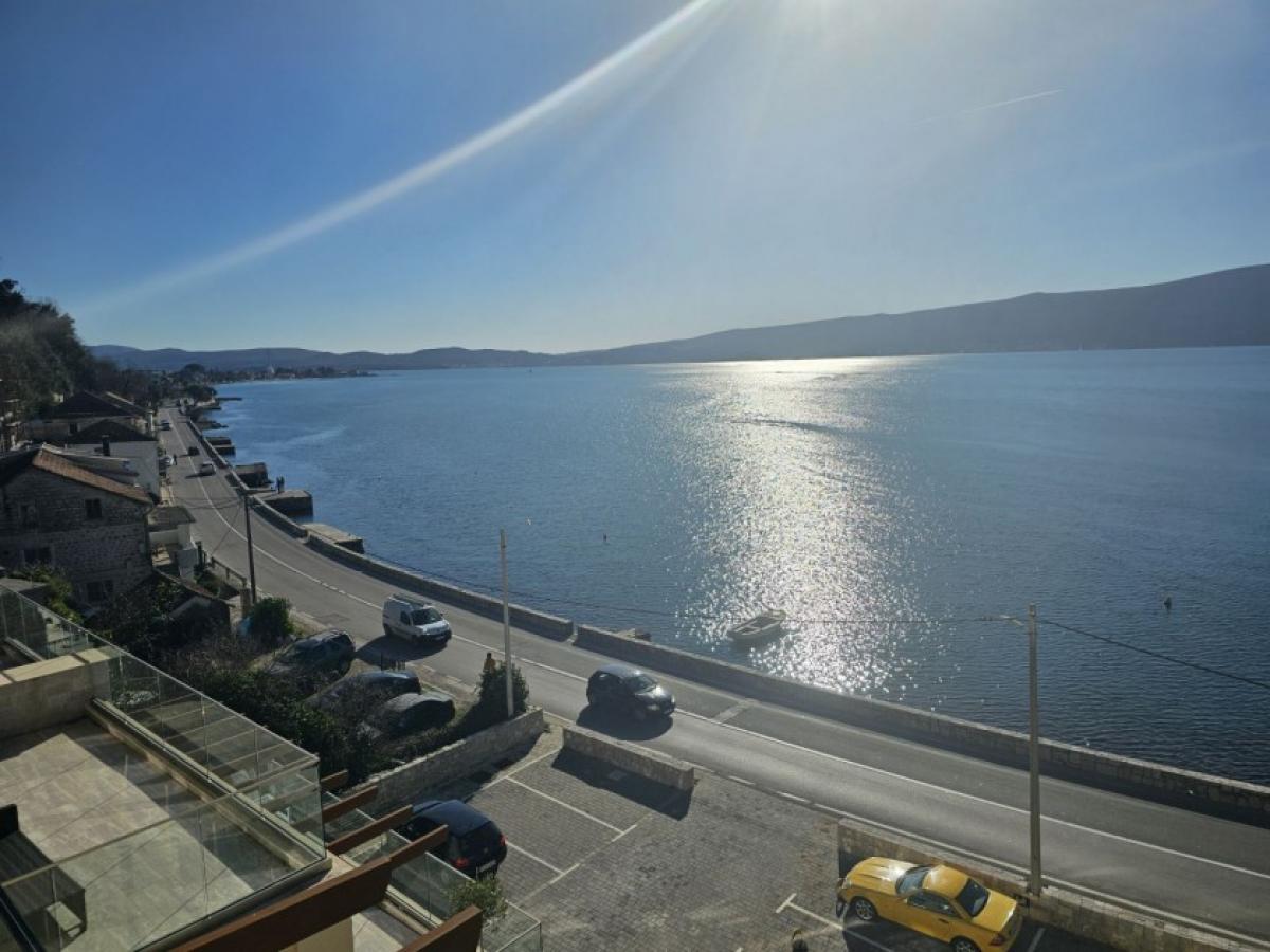 Dvosoban stan za izdavanje-Tivat