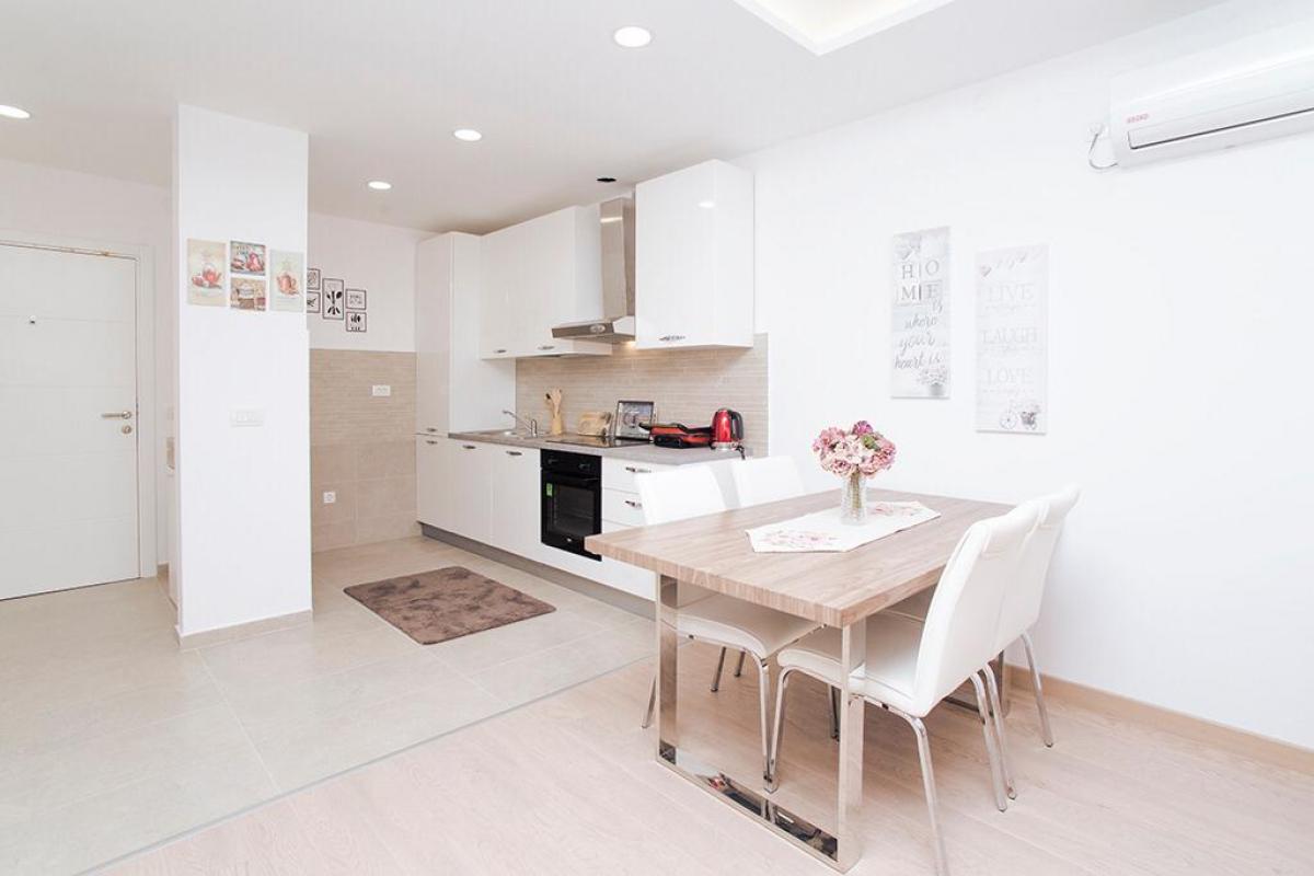 One-bedroom apartment for rent-Tivat 8