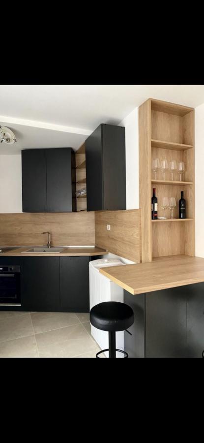 One-bedroom apartment for rent-Tivat 9