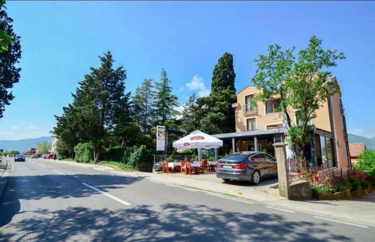 Commercial Space for Rent-Kotor 3