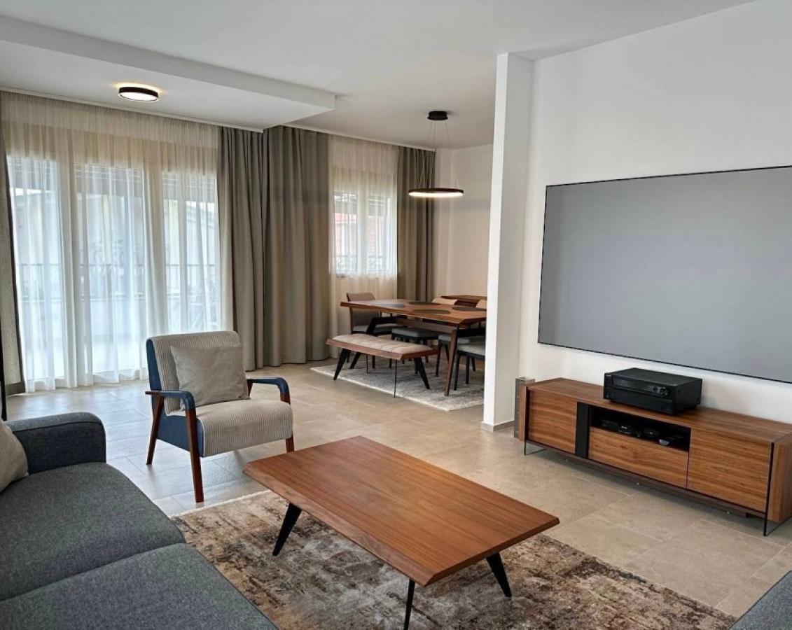 Troiposoban stan u Tivtu, 92m² 2