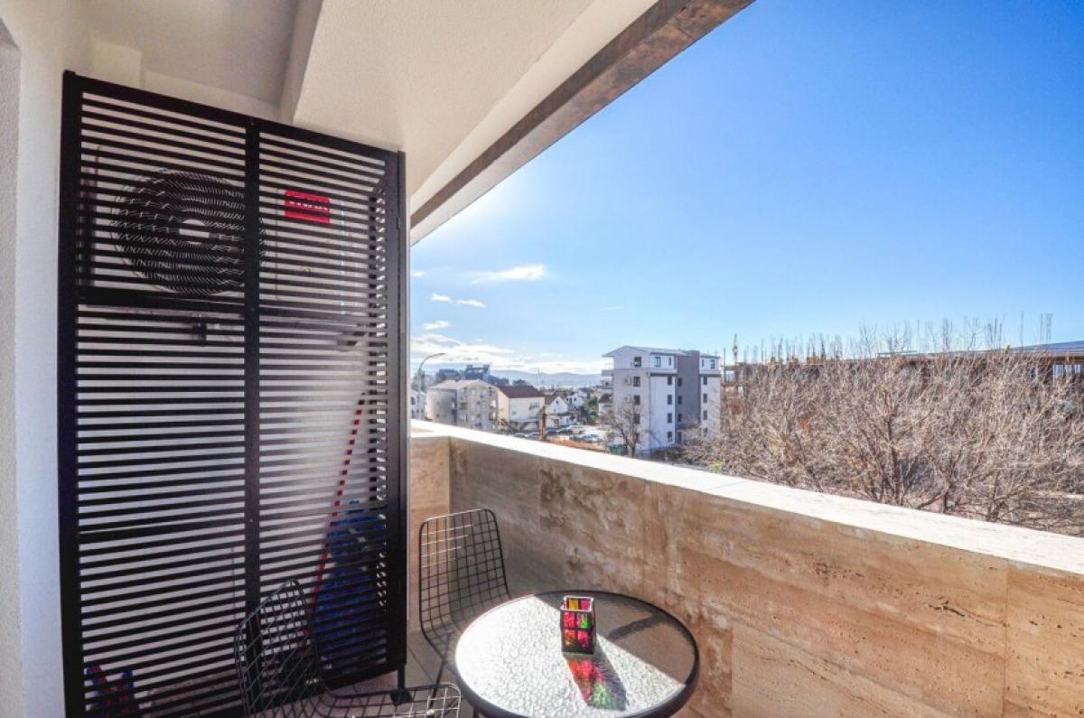 One bedroom apartment, Tivat, Seljanovo 4