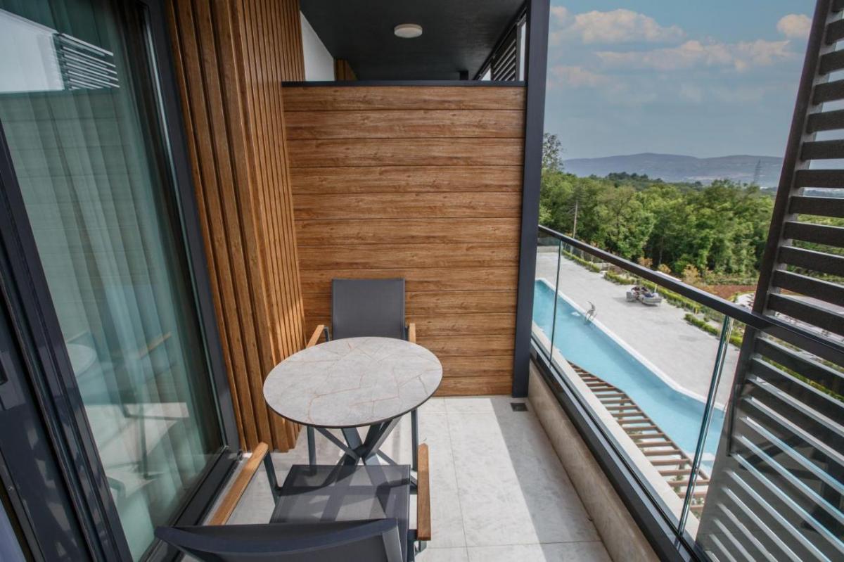 Studio apartment with beautifull in Kavac, Tivat 2