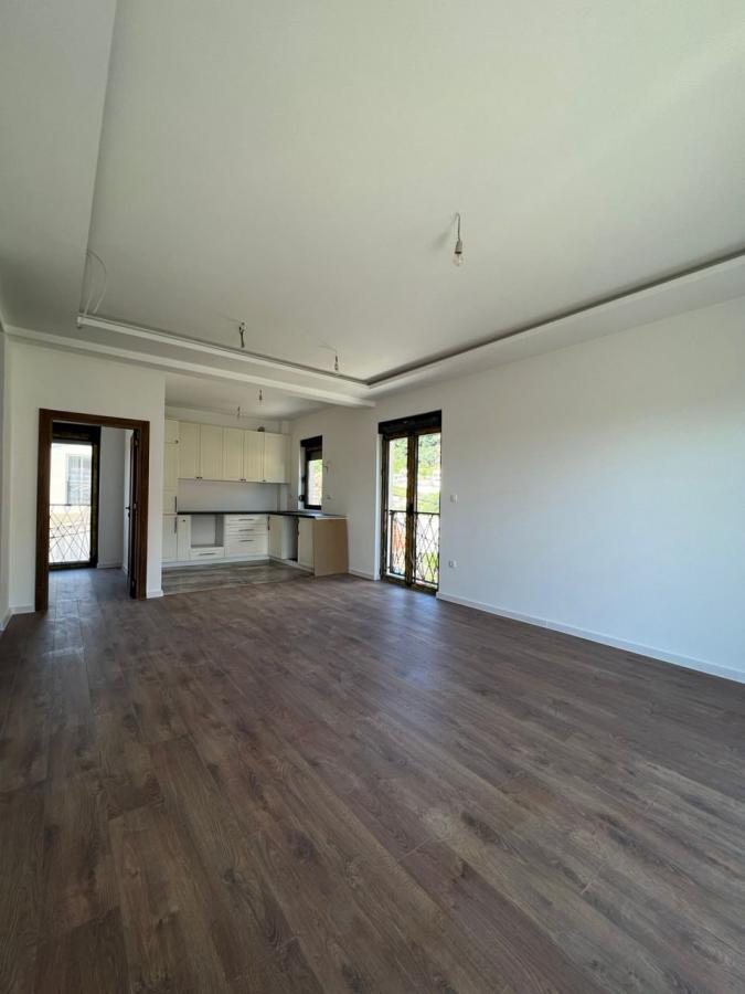 Troiposoban stan u Tivtu, 82m² 2