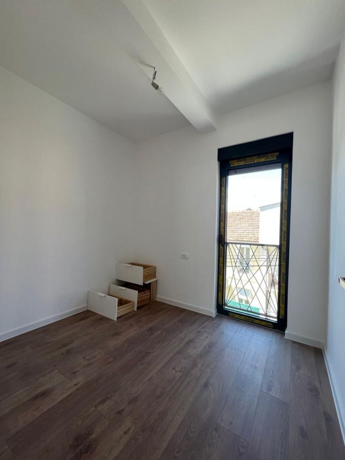 Troiposoban stan u Tivtu, 82m² 4