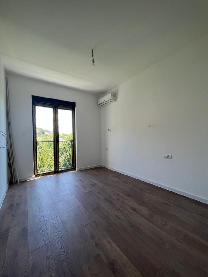 Troiposoban stan u Tivtu, 82m² 5
