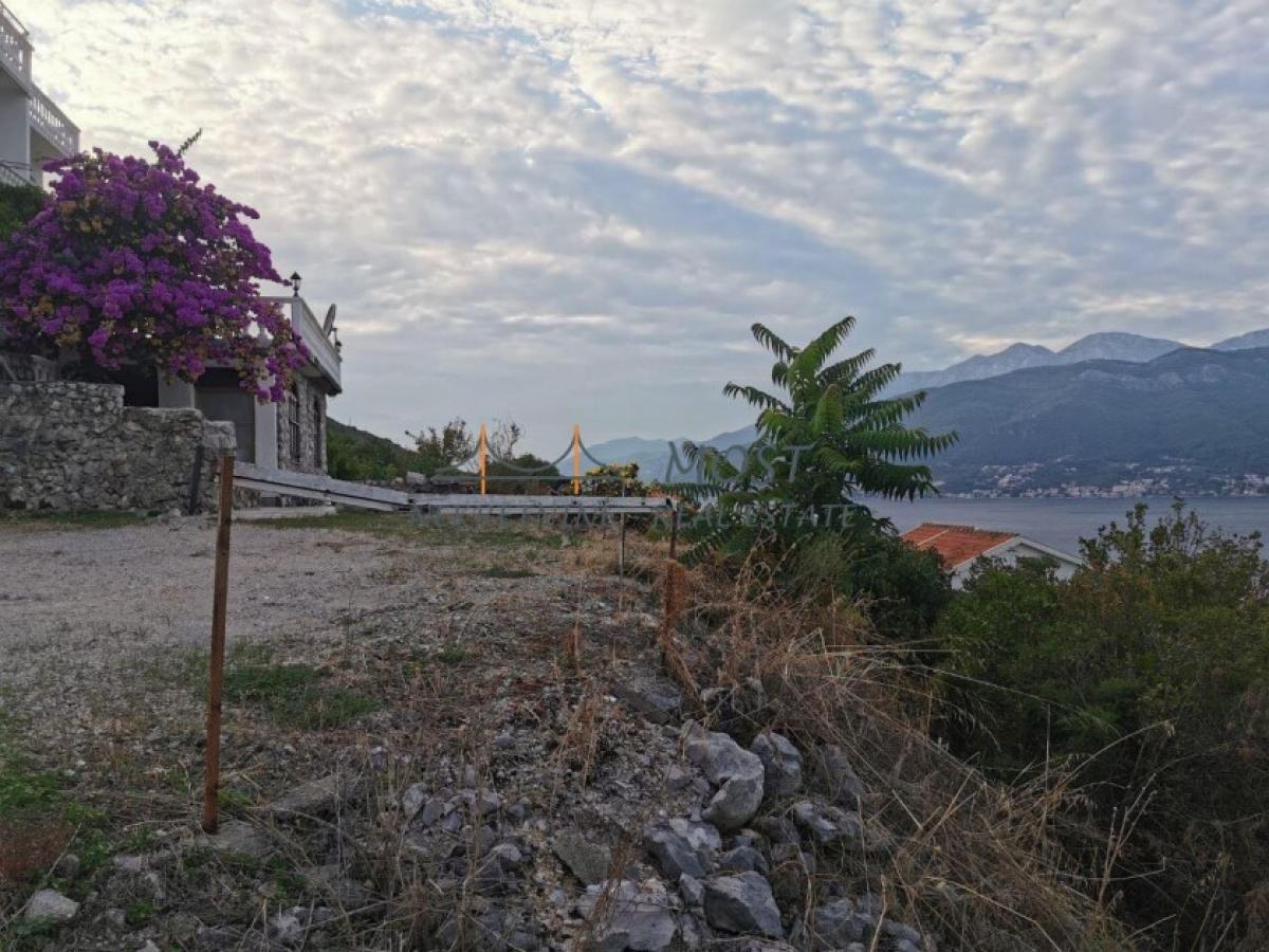 Nekretnina u Tivtu, 180m²